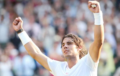 AYX-关于纳达尔在FPX比赛中关键助攻，问鼎冠军引发热议！的信息