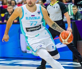 AYX- 吹爆东契奇就完事了! 才打2年未来得多可怕 