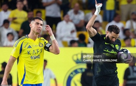 爱游戏体育- c罗面对巴萨绝杀进球 