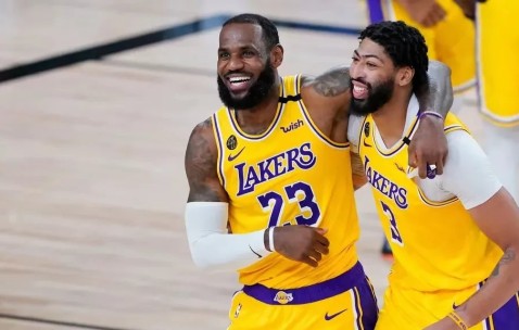 爱游戏体育-浓眉哥在掘金比赛中势不可挡，大胜引发热议！的简单介绍